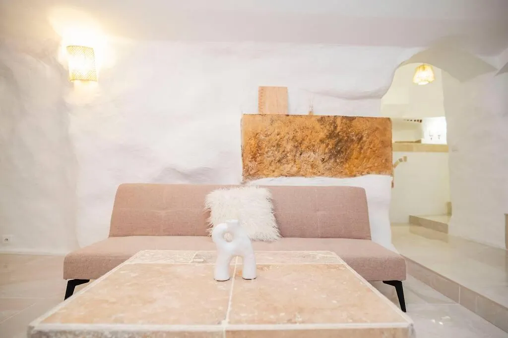 Le Temple D'Aphrodite, Appartement Avec Spa Vienne  0*, Vienne (Isere) France