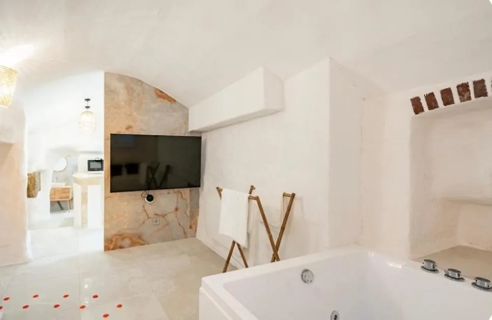 Le Temple D'Aphrodite, Appartement Avec Spa Vienne  Apartment